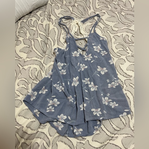 Daytrip Floral and Lace Tank - Picture 1 of 3